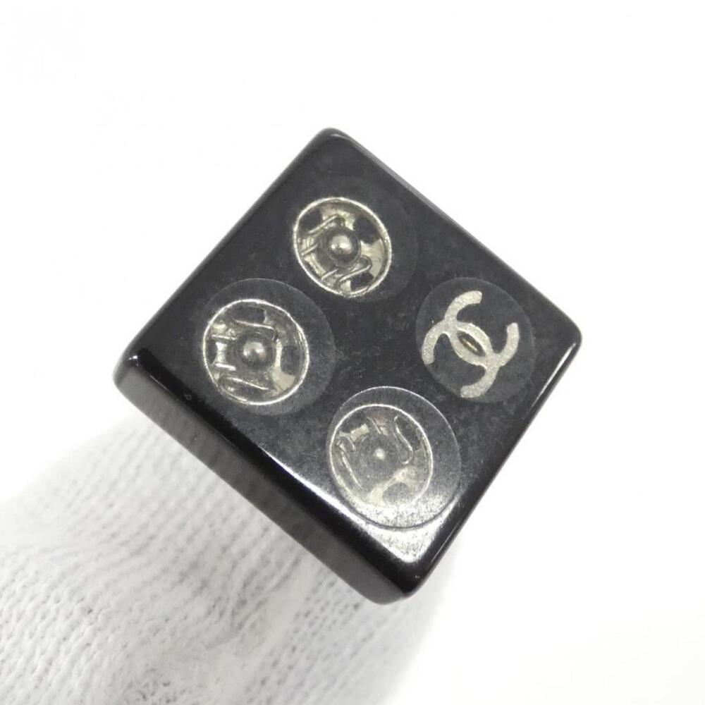 CHANEL Authentic Black Earrings - Picture 3 of 4
